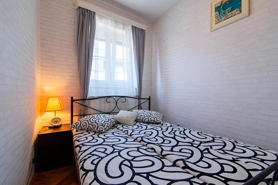 Bed, Decorative detail, Bedroom