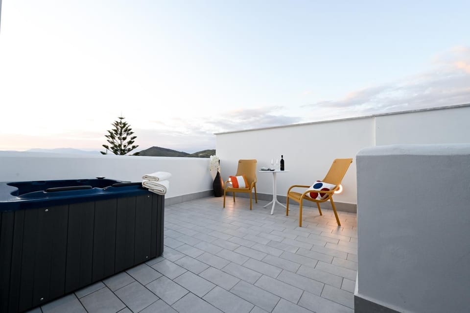 Dimora Domitia - Apartments Apartment hotel in Campania