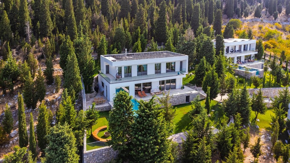 Lake Whisper Villa Pool & Amazing Views by PikHost Villa in Montenegro