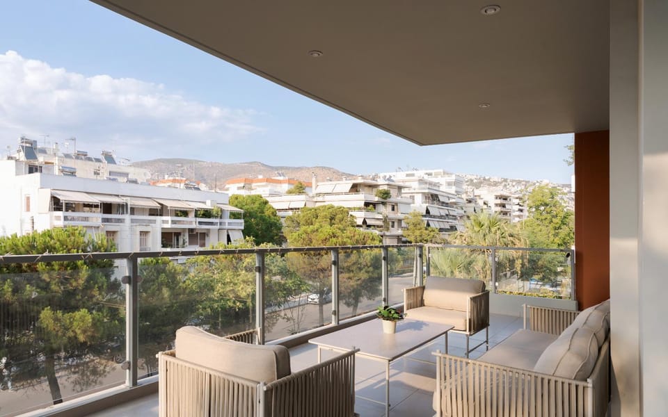 Property building, Day, View (from property/room), Balcony/Terrace, Seating area, Mountain view