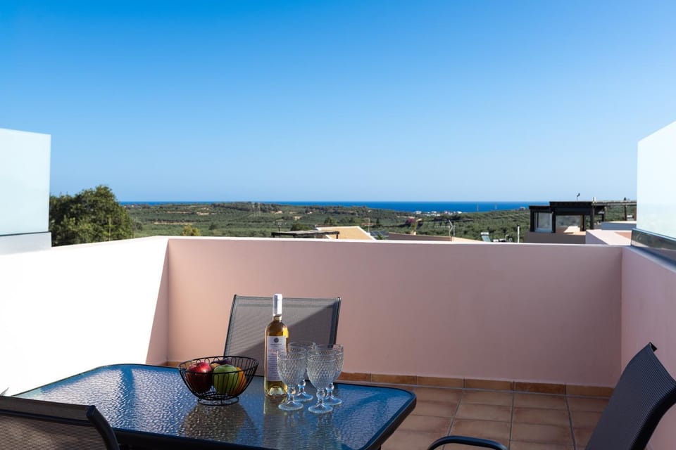 Day, Natural landscape, View (from property/room), Balcony/Terrace, Dining area