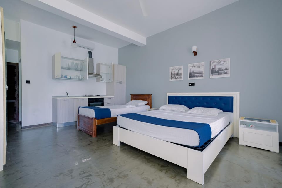 Blue Fox Hikkaduwa Hotel in Hikkaduwa