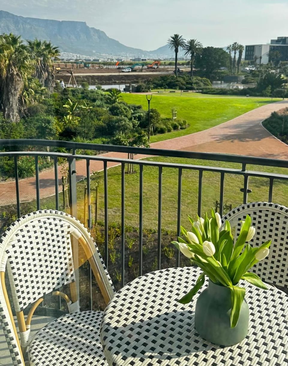 Patio, View (from property/room), Mountain view