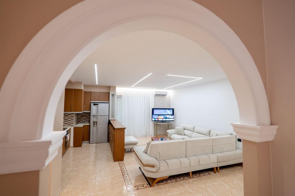 TV and multimedia, Kitchen or kitchenette, Living room, Seating area, minibar, oven, pet friendly
