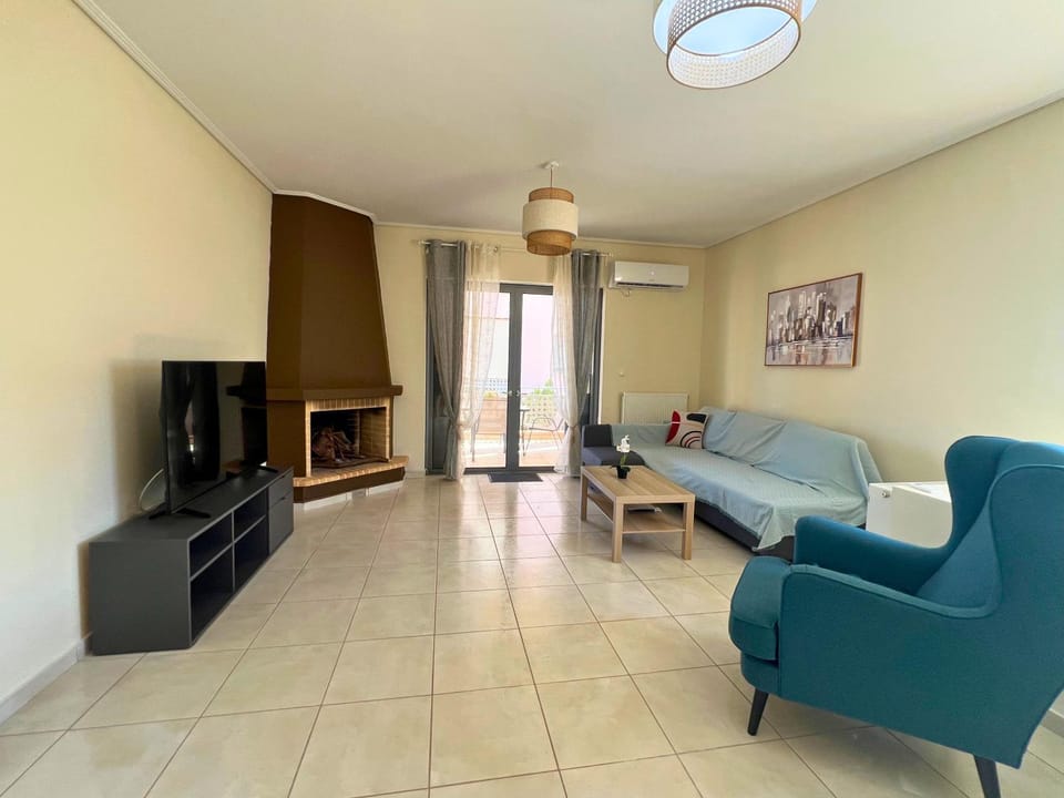 TV and multimedia, Living room, Seating area