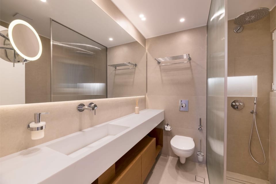 Shower, Toilet, Bathroom