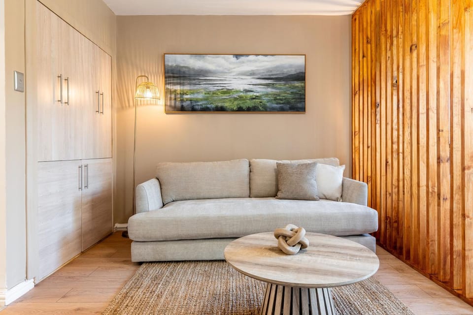 Fairmile 25 Apartment in Cape Town