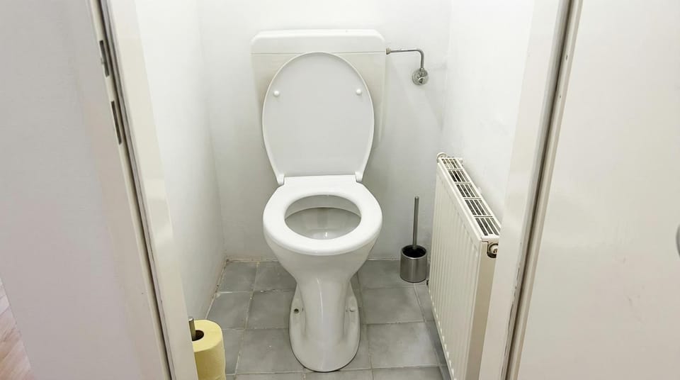 Toilet, Bathroom