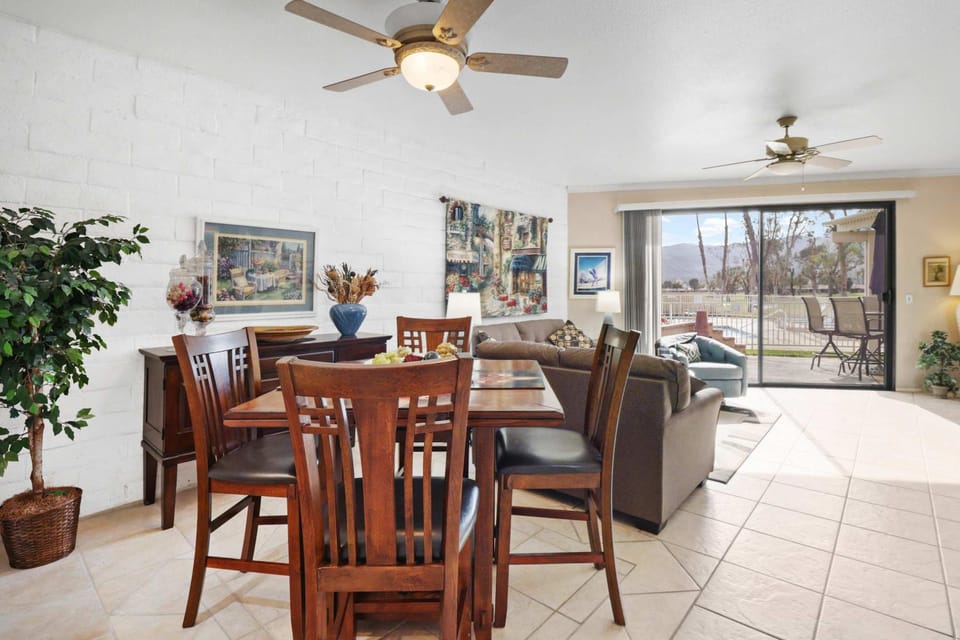 2BR 2BA Charming Cathedral City Condo with Territorial Views House in Cathedral City