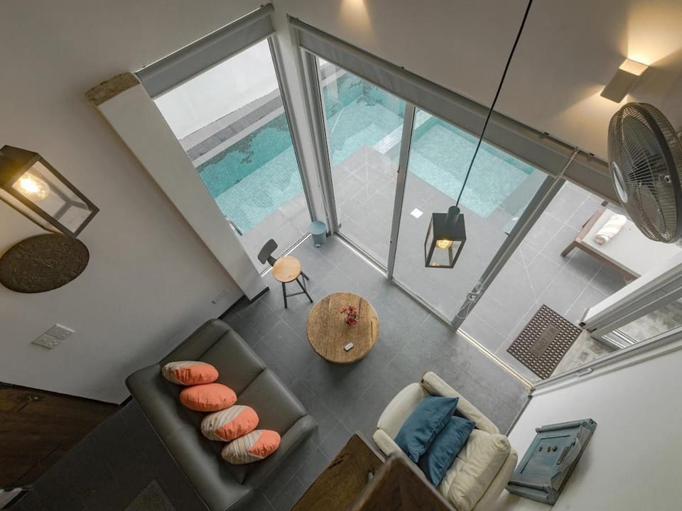 Villa H2O by Dr Nalin -Entire 2BR Villa - Private Pool & Breakfast - 5 min to Secret Beach Villa in Ahangama