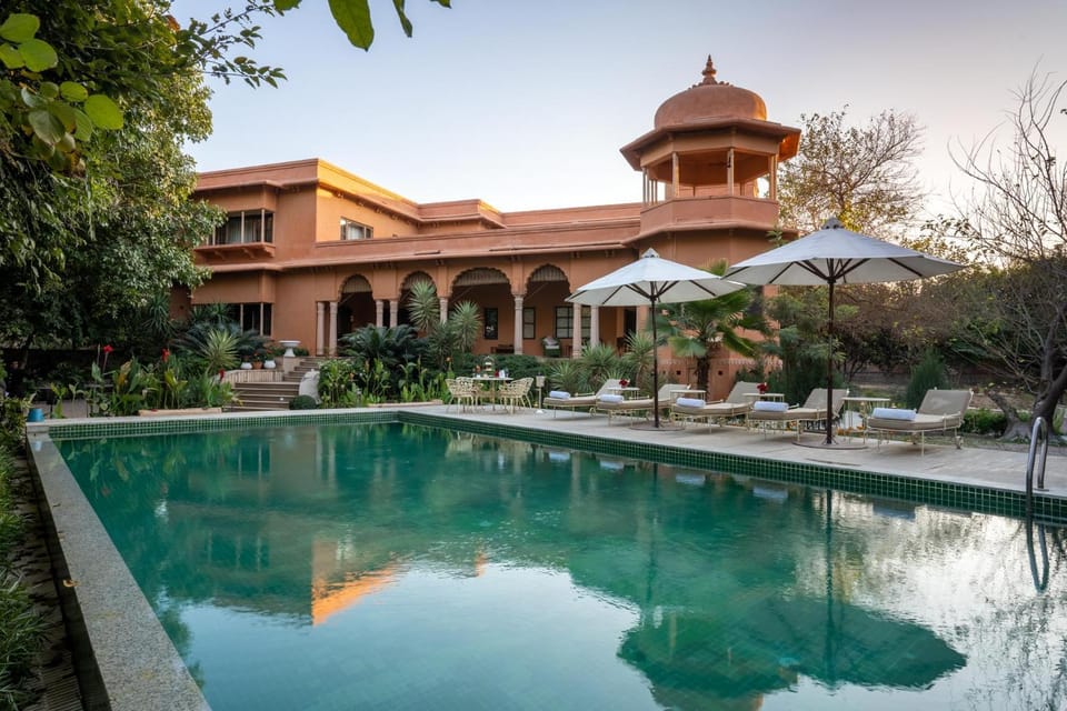 Swimming pool