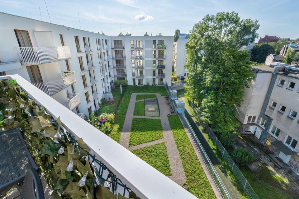 Property building, City view