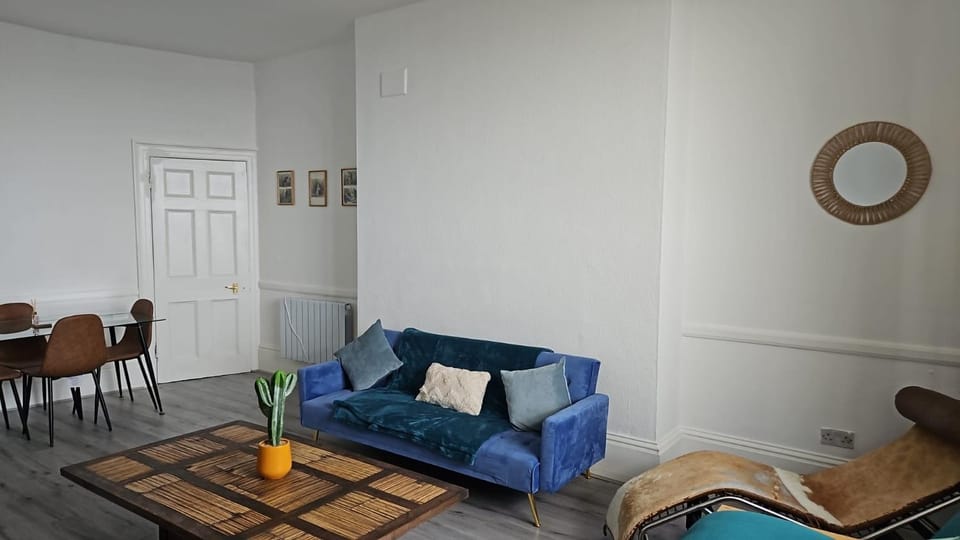Sea view two bedroom apartment Apartment in Hastings