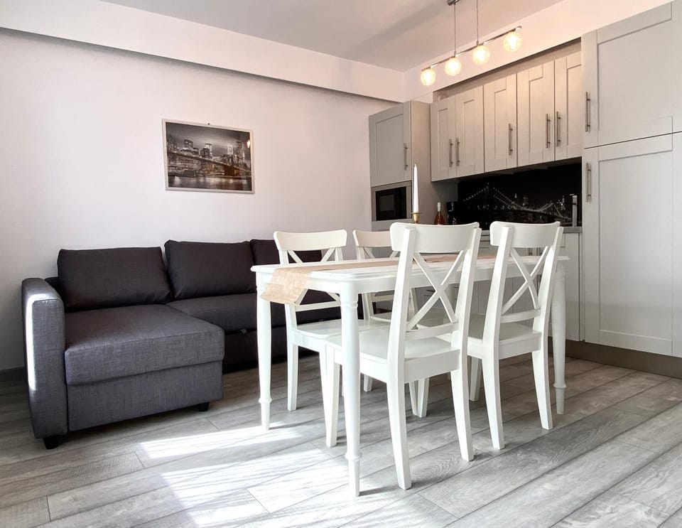 Poppy's Residence Apartment in Brasov