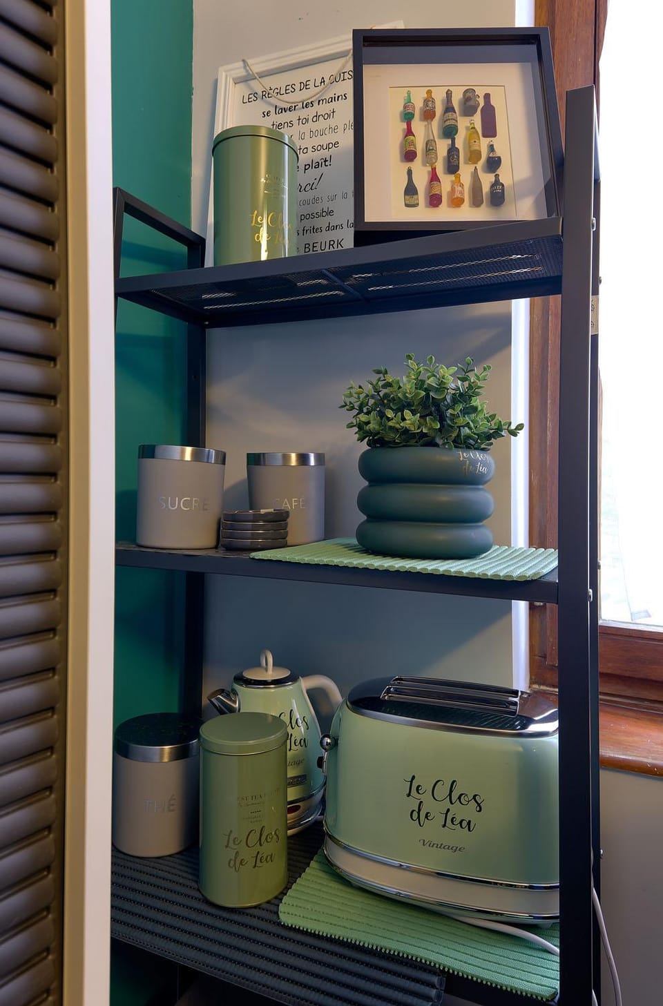 Coffee/tea facilities