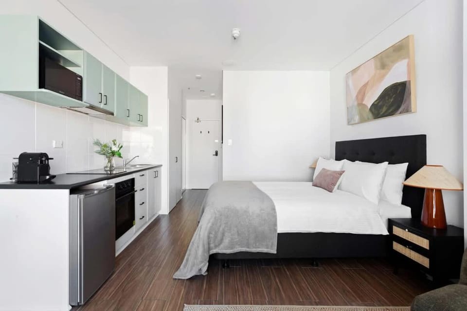 Walk Everywhere - River, Shopping, Cafe's & Bars! Apartment in Perth