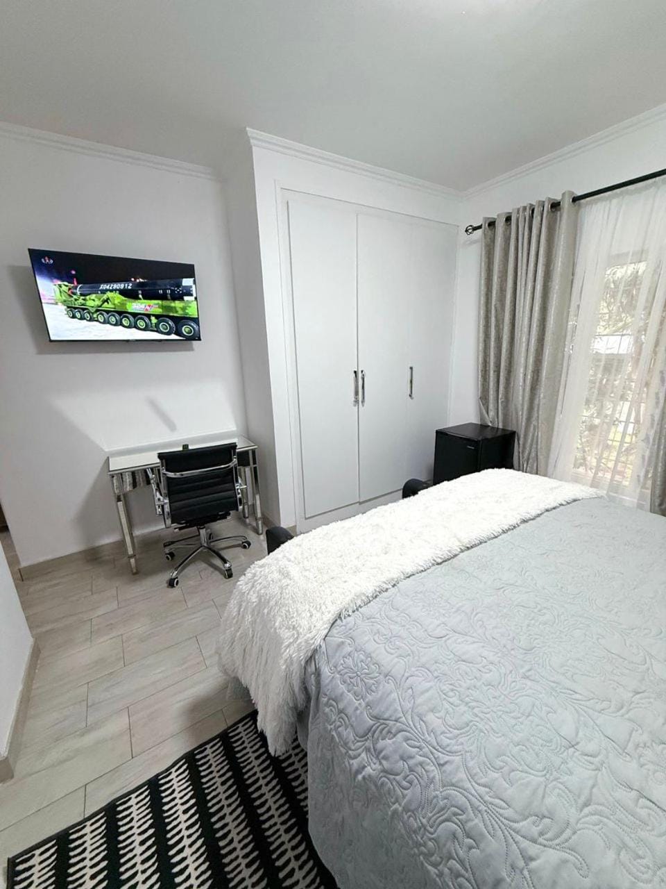 Luxury 3 BR Nestled in Nature House in Lusaka