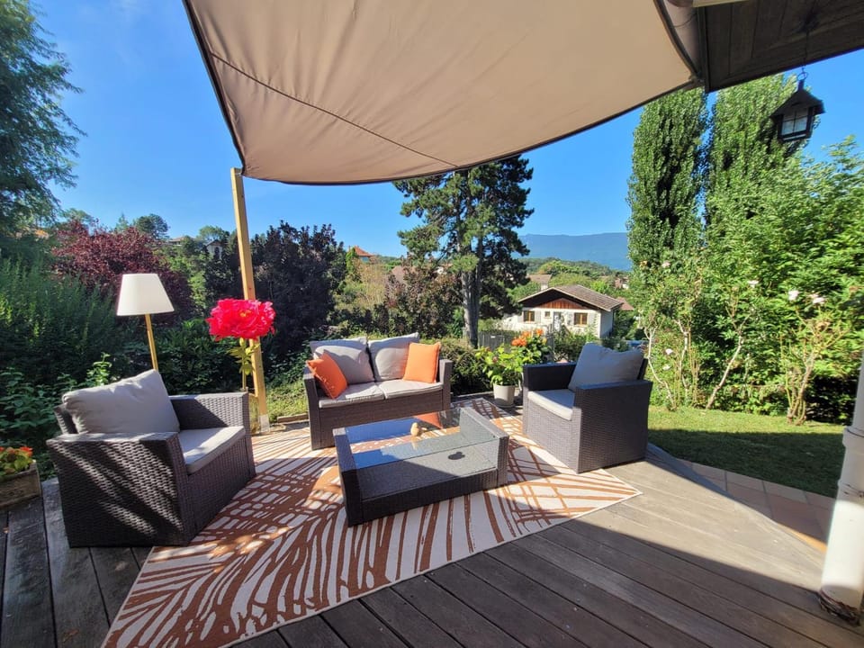 Patio, Balcony/Terrace, Seating area, Garden view