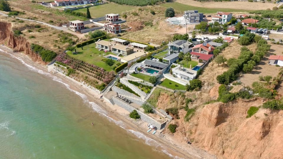 Anesi Beachfront Luxury Villa Villa in Halkidiki