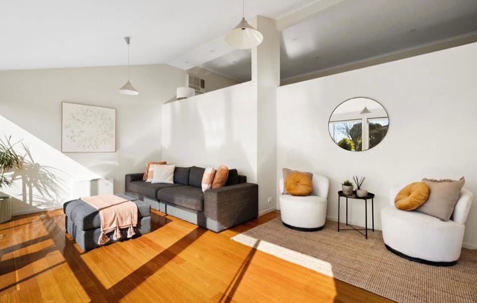 Sunbury on the hill close to airport with wifi pet friendly House in Diggers Rest