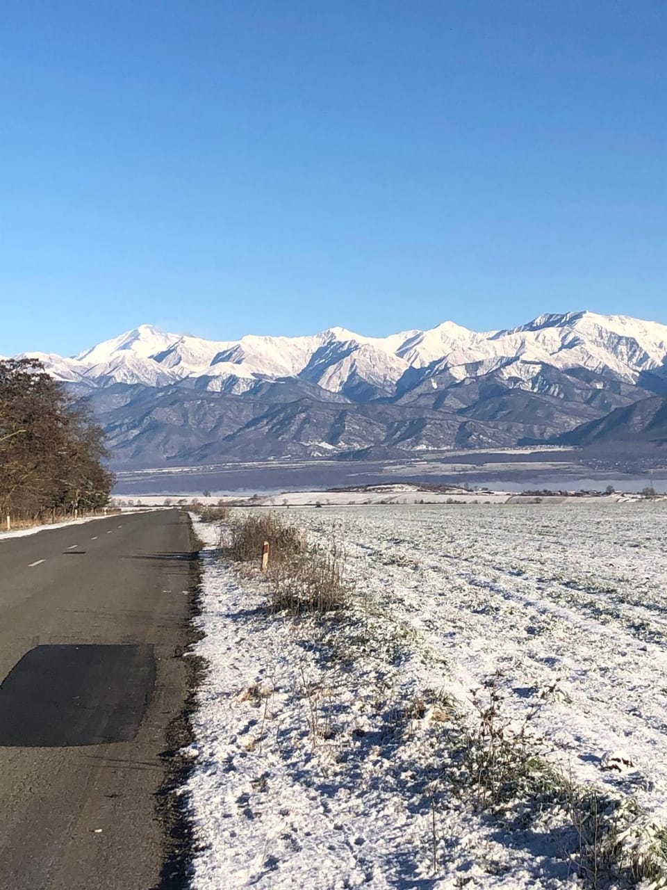 Nearby landmark, Mountain view