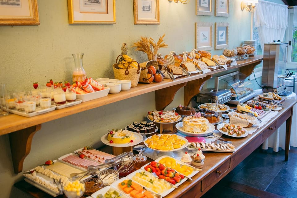 Buffet breakfast