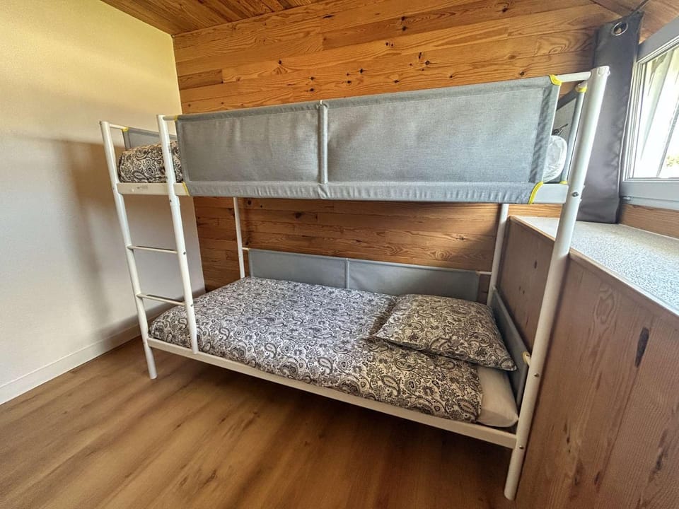 767 - Maison dans un lieu calme à 850m de la plage Villa in Brittany