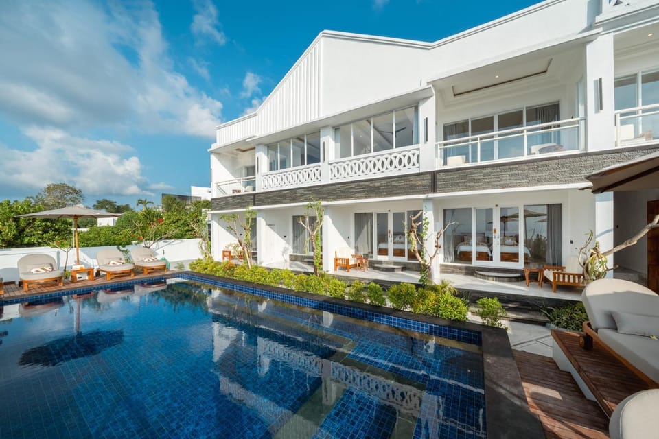 Property building, Swimming pool