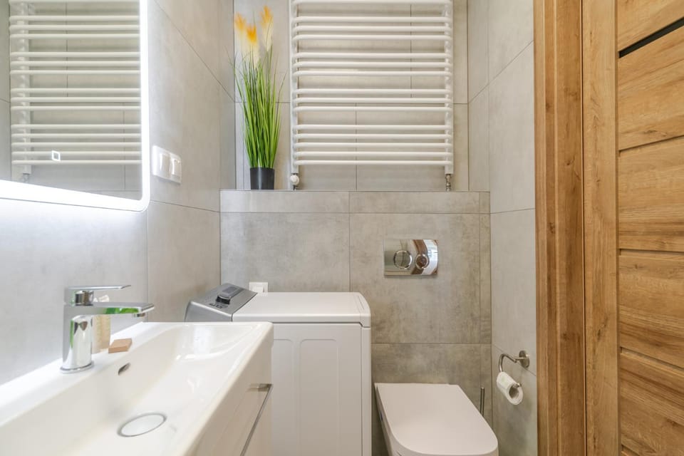 Toilet, Bathroom