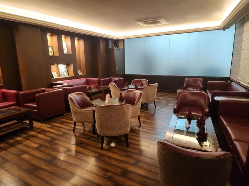 Lounge or bar
