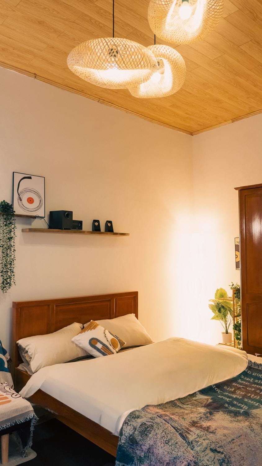 Bed, Bedroom