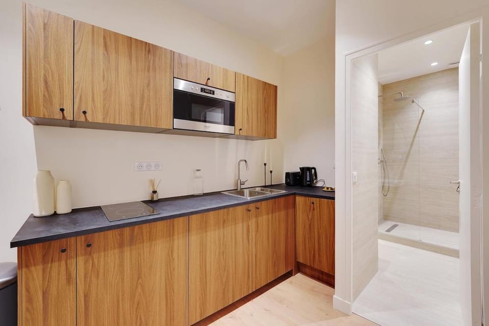 Appartement haut de gamme avec 2 salles de bains et climatisation au cœur du Marais Apartment in Paris