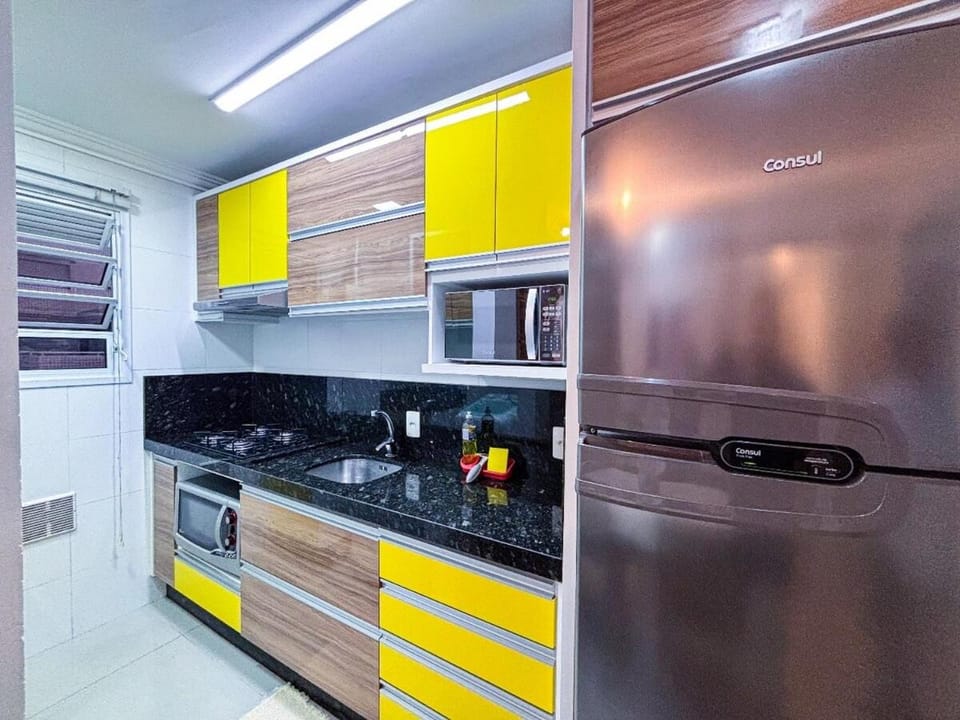 Apartamento compacto a 100 metros do mar de Canasvieiras Apartment in Florianopolis