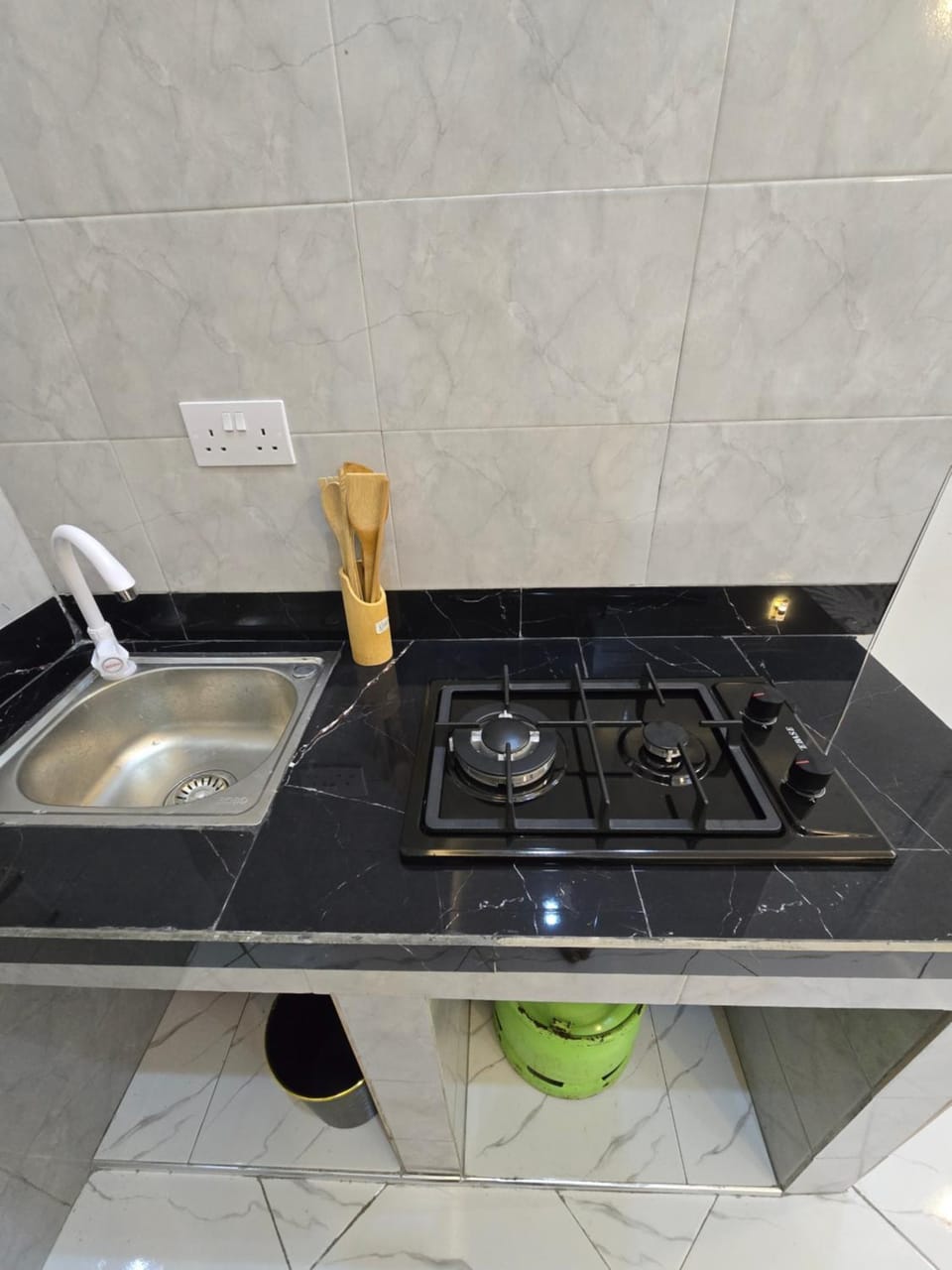 Kitchen or kitchenette, stove