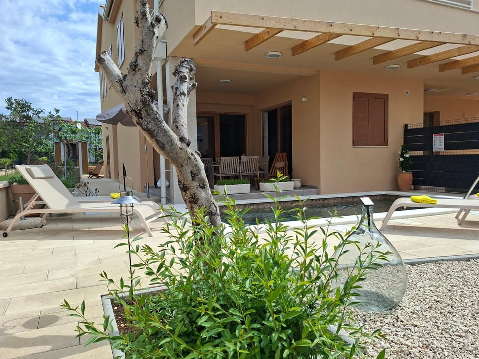 D2Olive House Villa in Biograd na Moru
