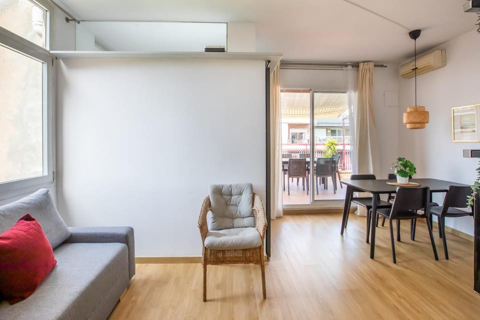 7CROM1130 - 2BD Eixample with a big terrace Apartment in Barcelona
