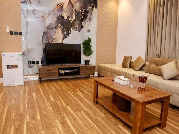 TV and multimedia, Seating area