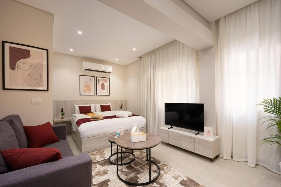 Bed, TV and multimedia, Photo of the whole room, Seating area