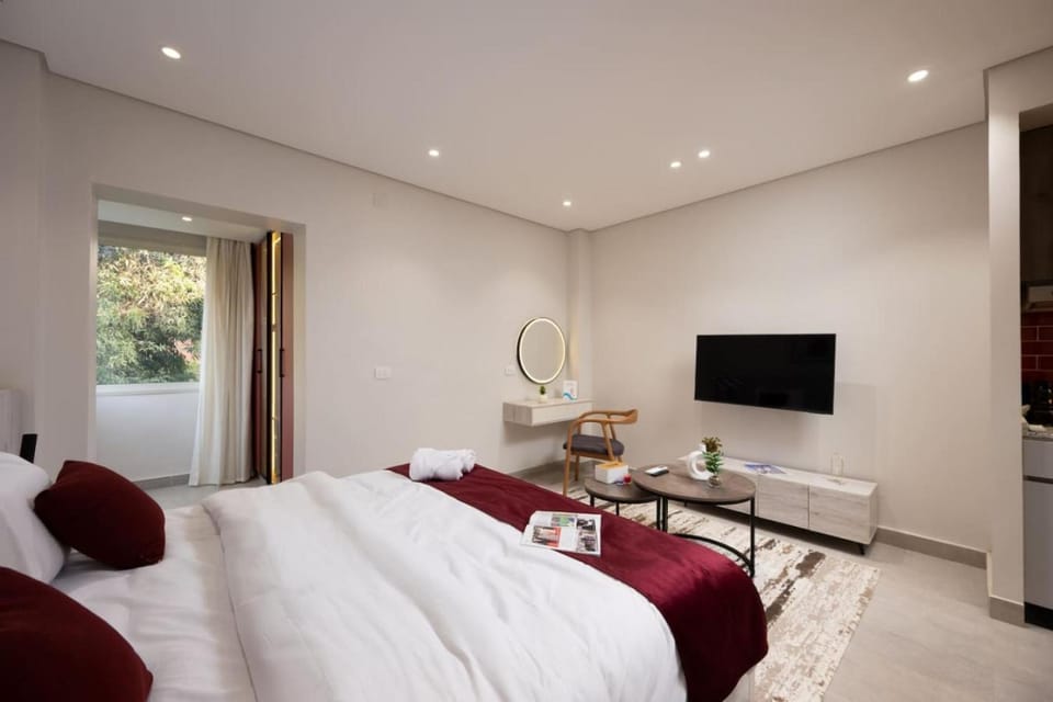 Bed, TV and multimedia