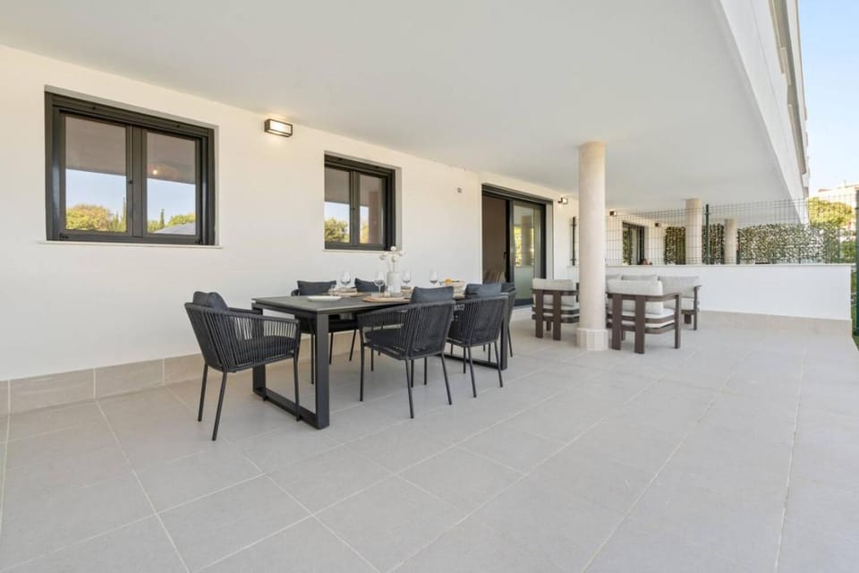 Patio, Balcony/Terrace, Seating area, Dining area