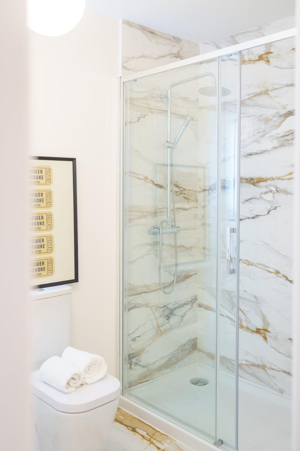 Shower, Bathroom, towels