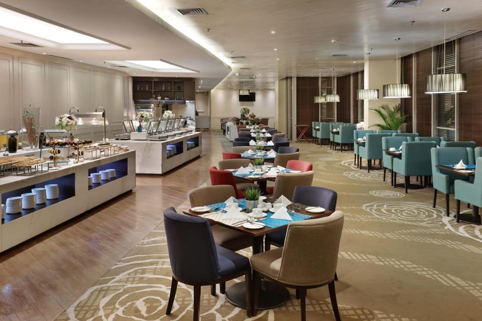 Restaurant/places to eat, Food and drinks, Food