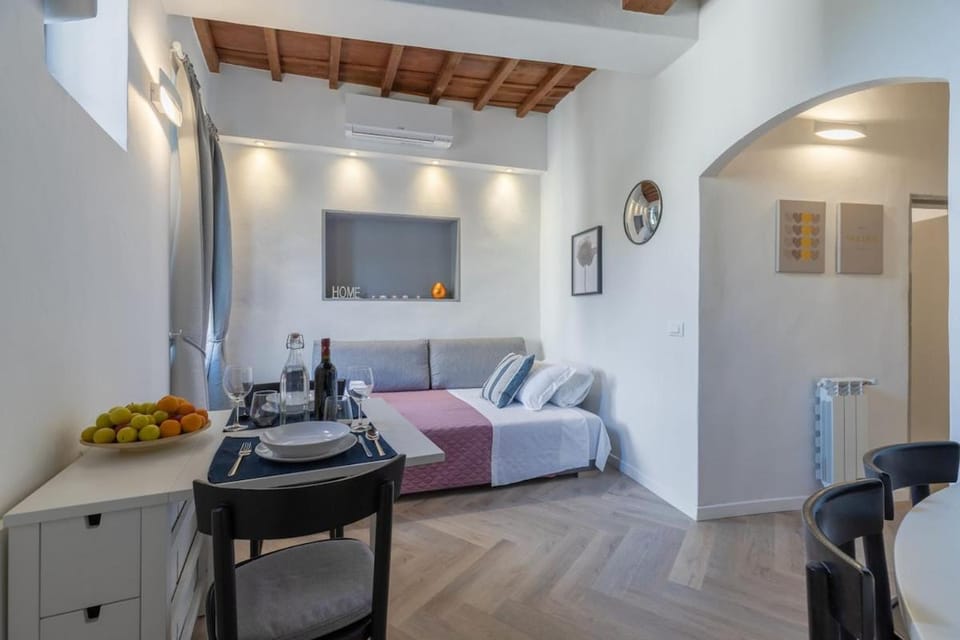 Bijoux Suite near Boboli Gardens Apartment in Florence
