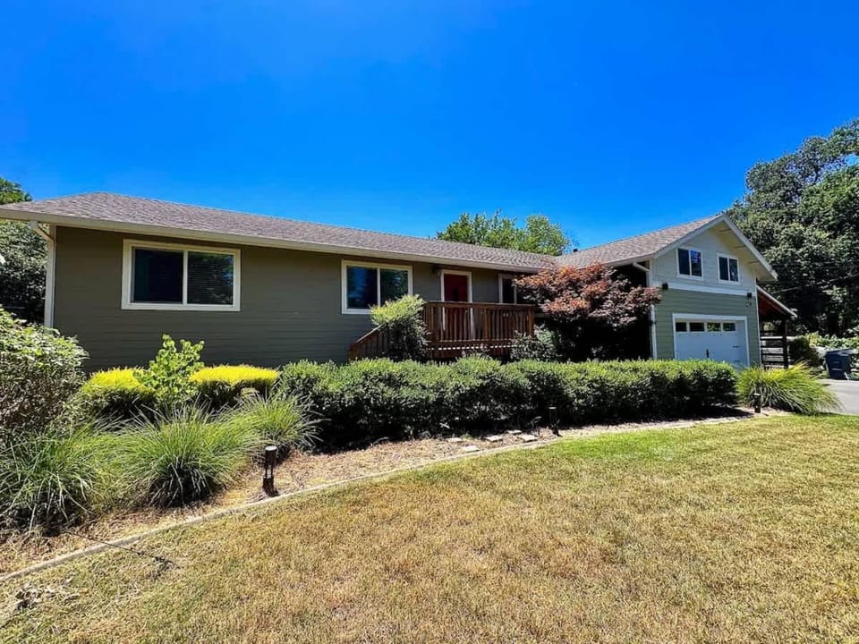 Dream Backyard Family home-Swim Spa-Gym-EV Charging House in Rocklin