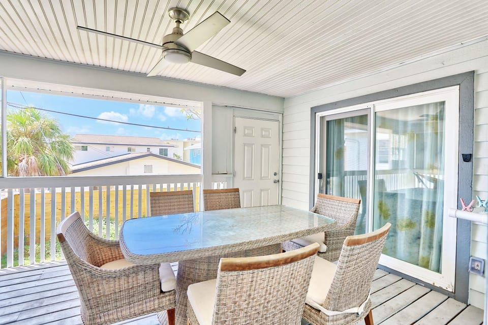 Beach Please House in Saint Pete Beach