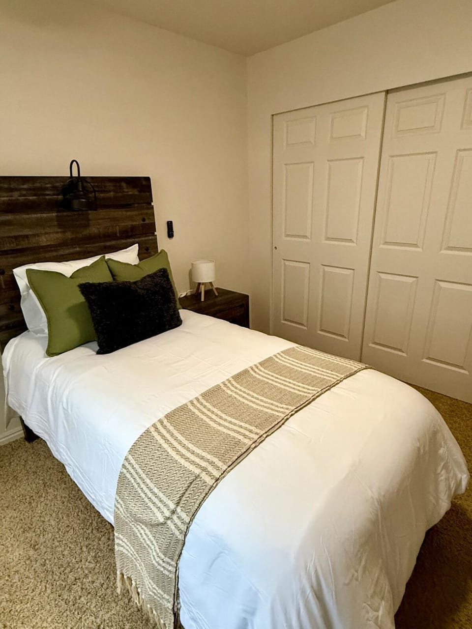 Bed, Bedroom