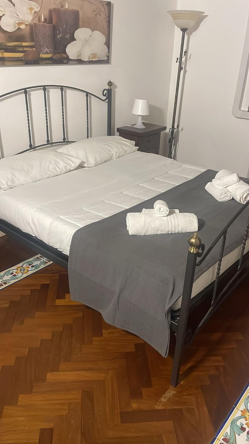 View (from property/room), Bedroom, towels, towels