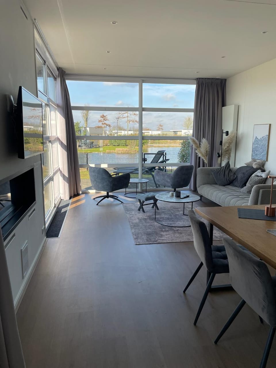 Marina Strandbad Chalet Inselperle mit Zaun & AirCo Nr 84 House in Gelderland, Netherlands