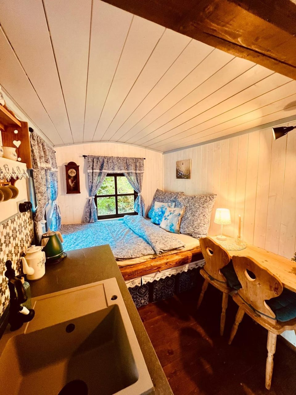 Maringotka Pomněnka House in Czechia
