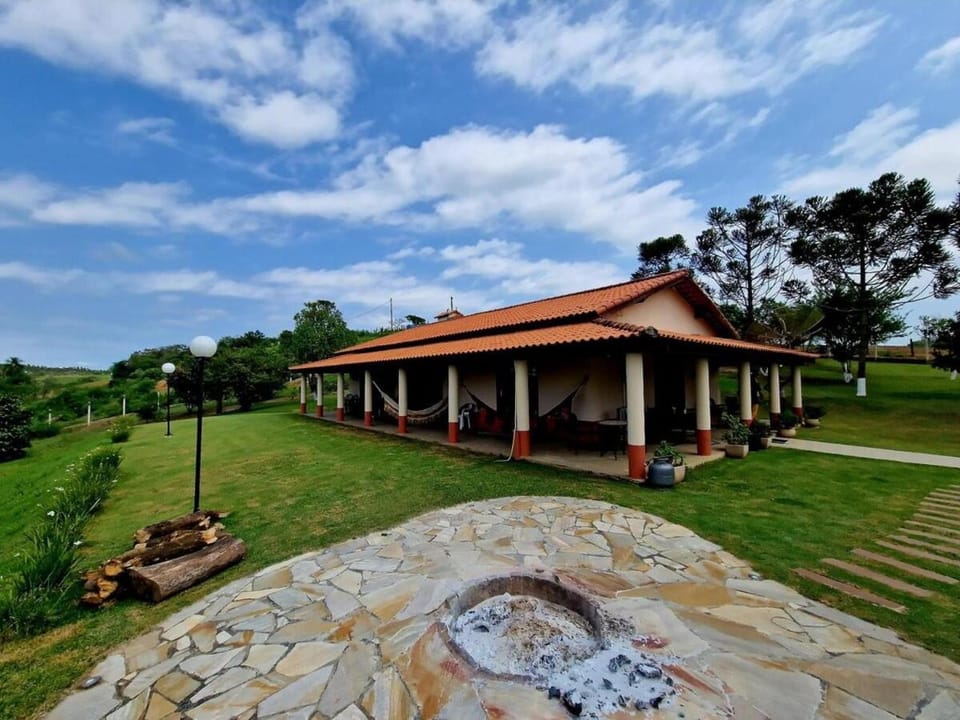 Sitio em Araçoiaba, com Lazer completo! House in State of São Paulo